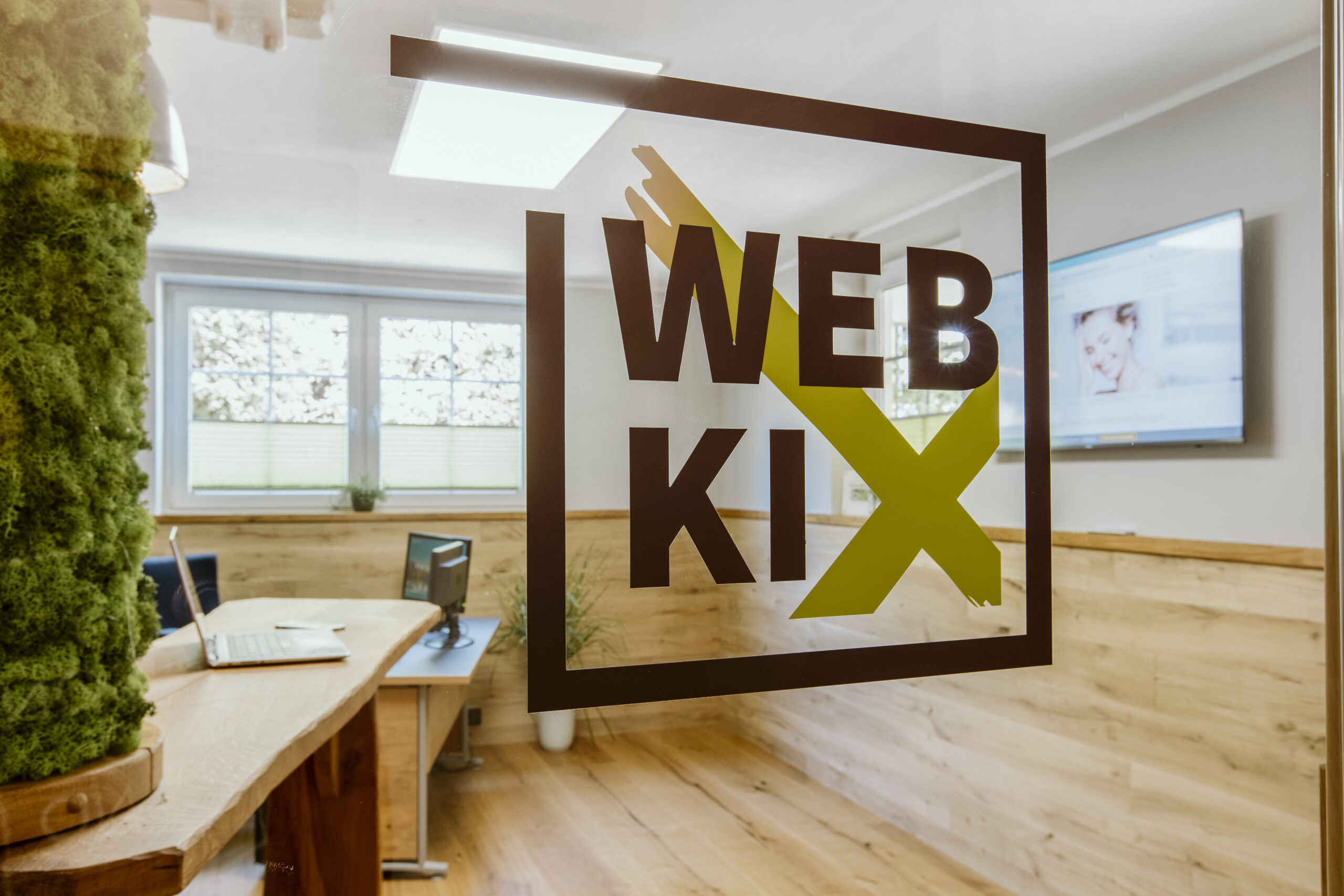 WebkiX
